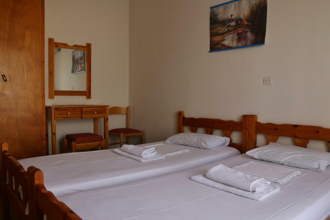 Seaview - Selfcatering Apartment - Helen No 2 Xiropigado Eksteriør billede
